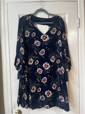 Always Indigo Navy Floral V-Neck Long Sleeve Dress